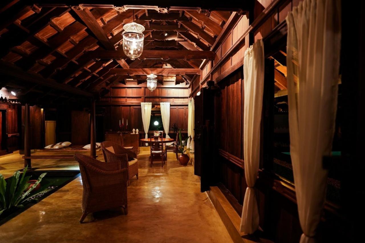 Lakeshore Villa Alappuzha ภายนอก รูปภาพ